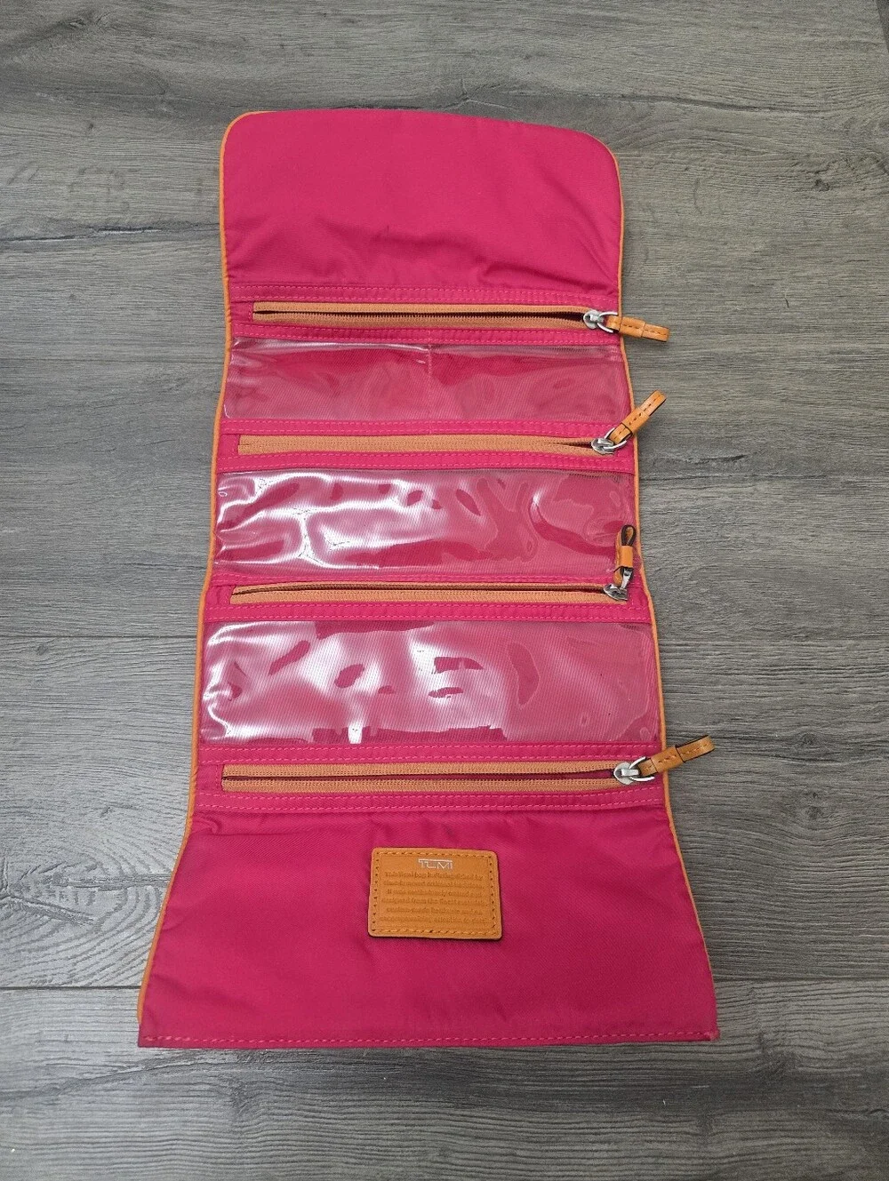 Tumi Travel Organizer Makeup Toiletry Jewely Vacation Travel Quiet Luxury